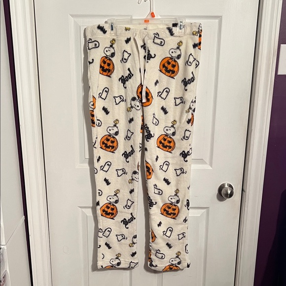 Halloween Snoopy Cozy PJ Pants - XL - Picture 1 of 4